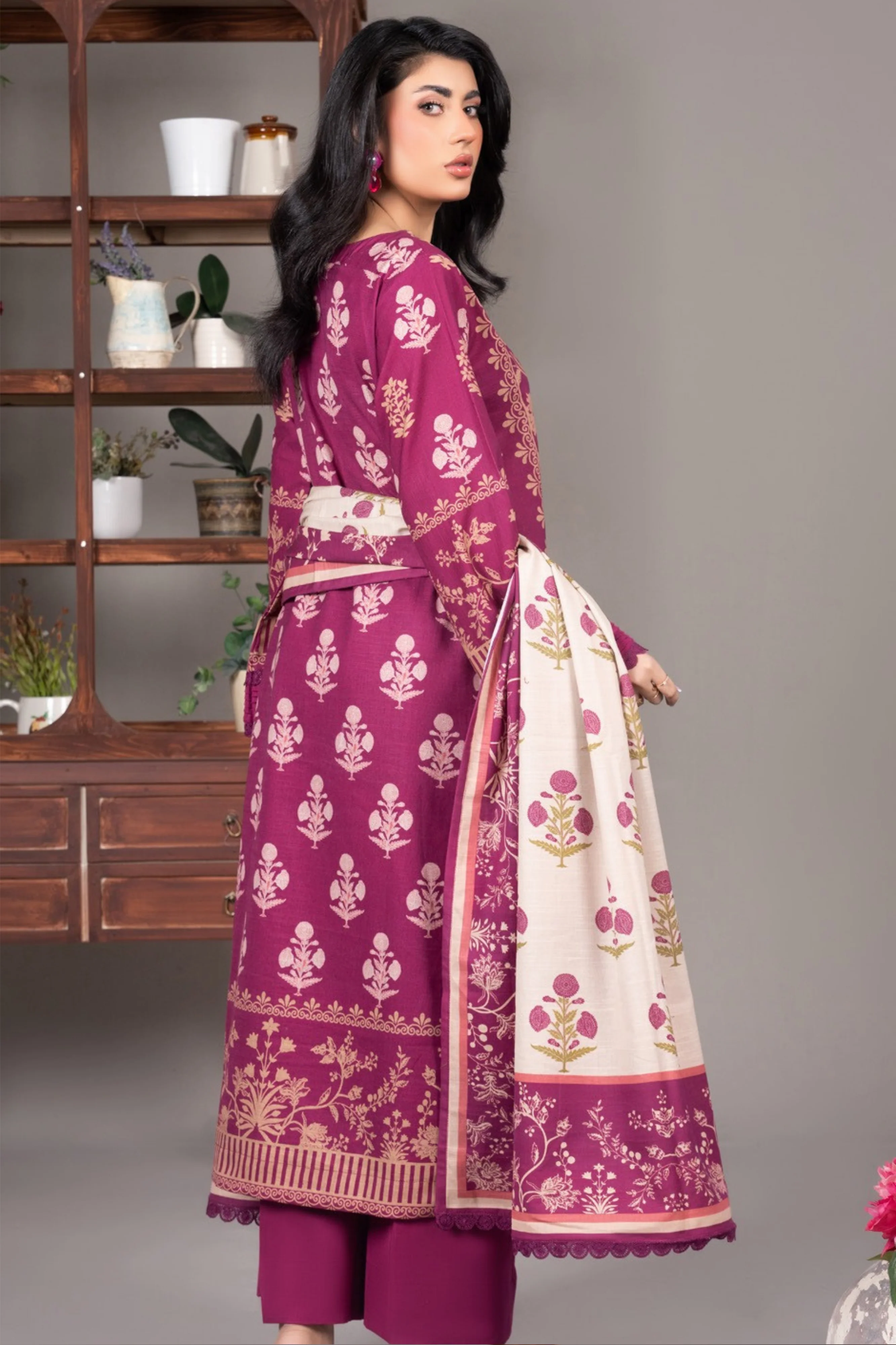 Abrish Exclusive Morroco Khaddar 3PC - Image 3