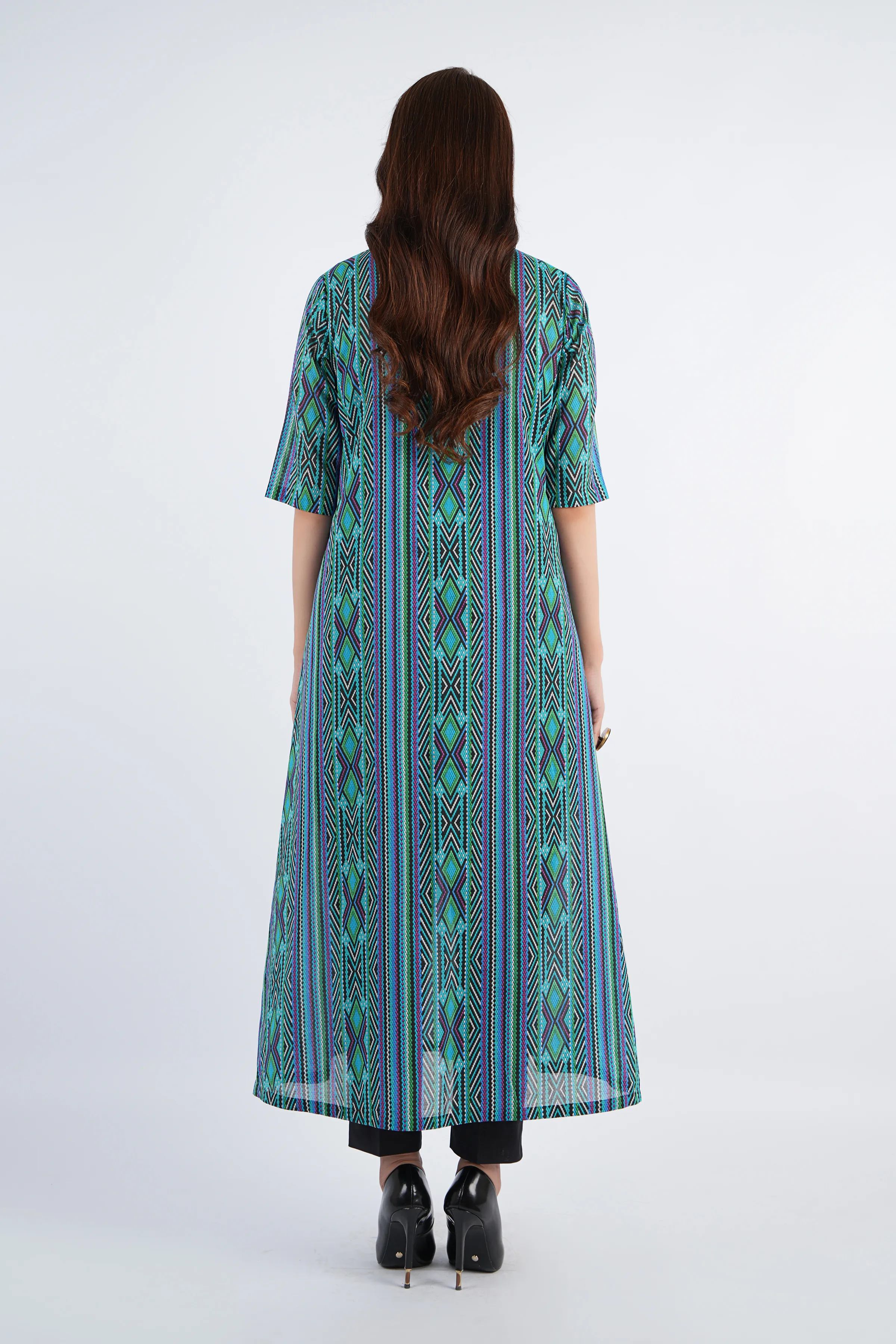 Bareeza Printed Khaddar 3PC - Image 6
