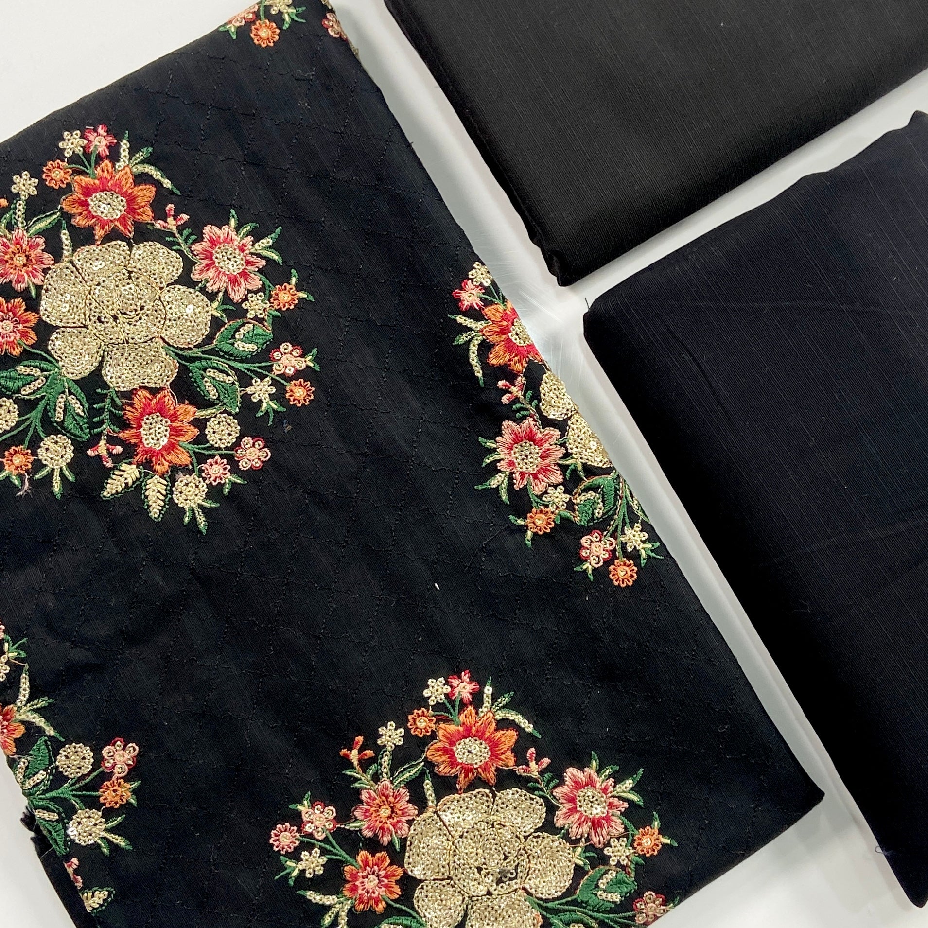 Bareeze Emb Khaddar-2PC - Image 2