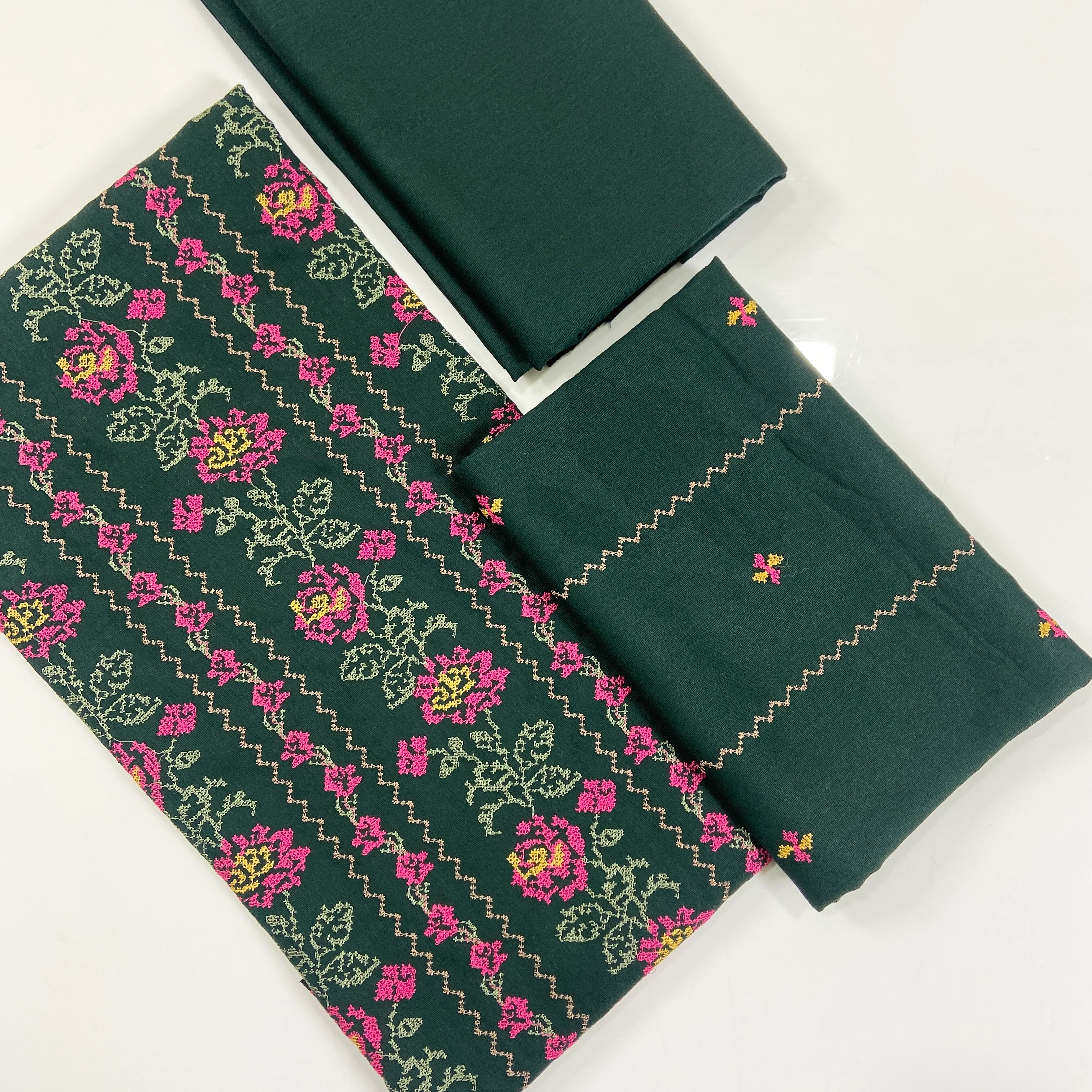Bareeze Emb Karandi 2PC