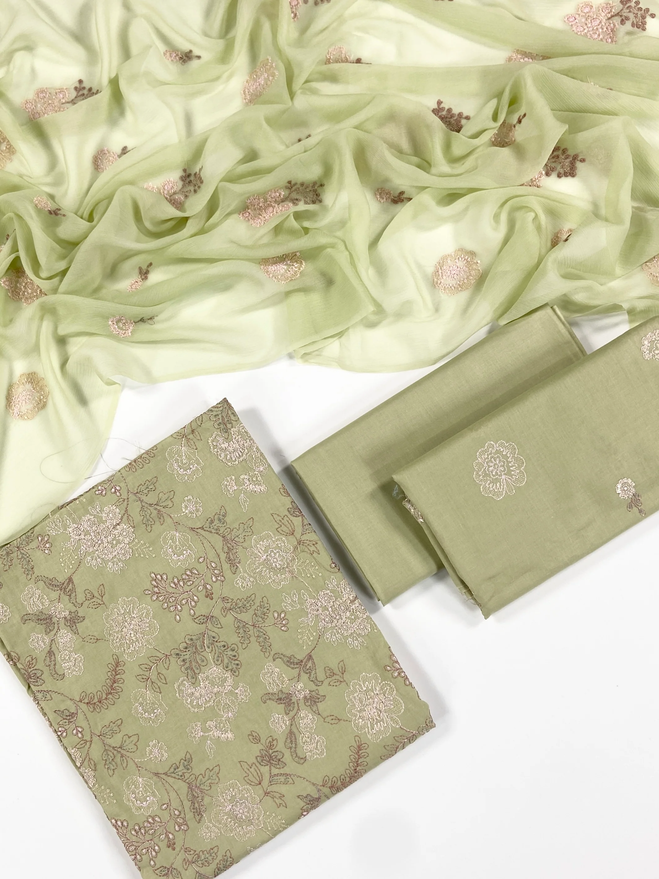 Bareeze Embroidered Lawn 3PC - Image 2
