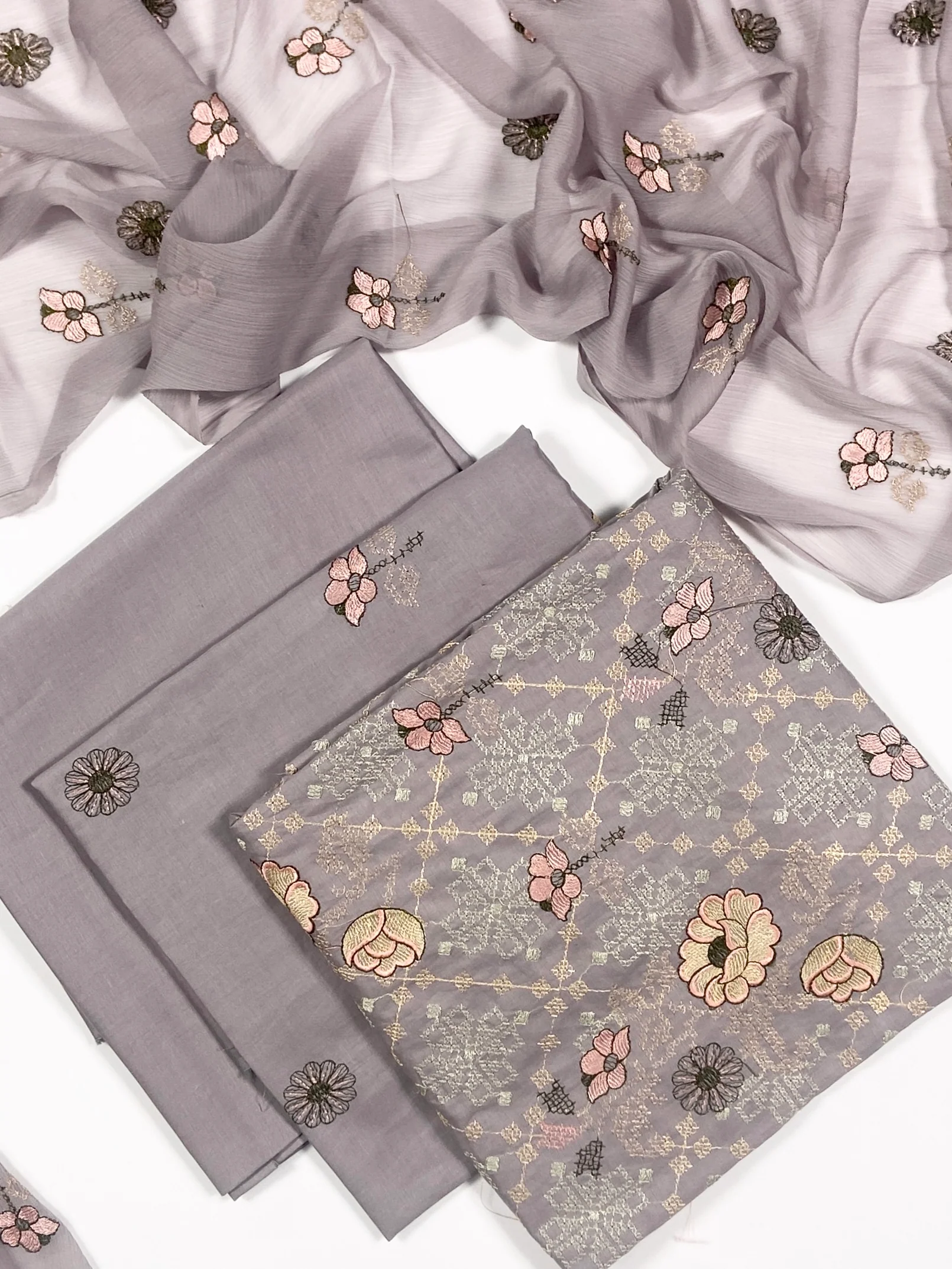 Bareeze Embroidered Lawn 3PC - Image 2
