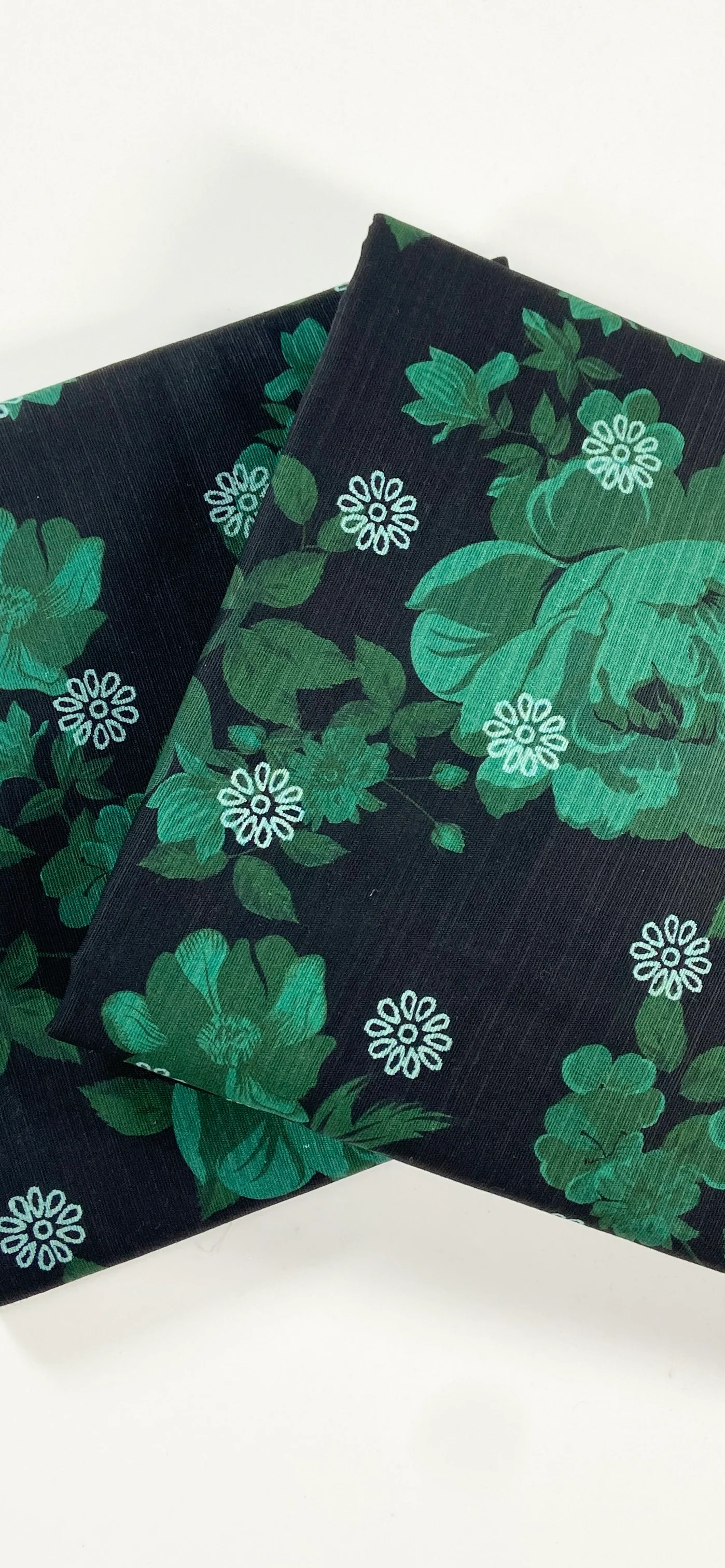 Baroque Digital Printed Khaddar-2PC - Image 2