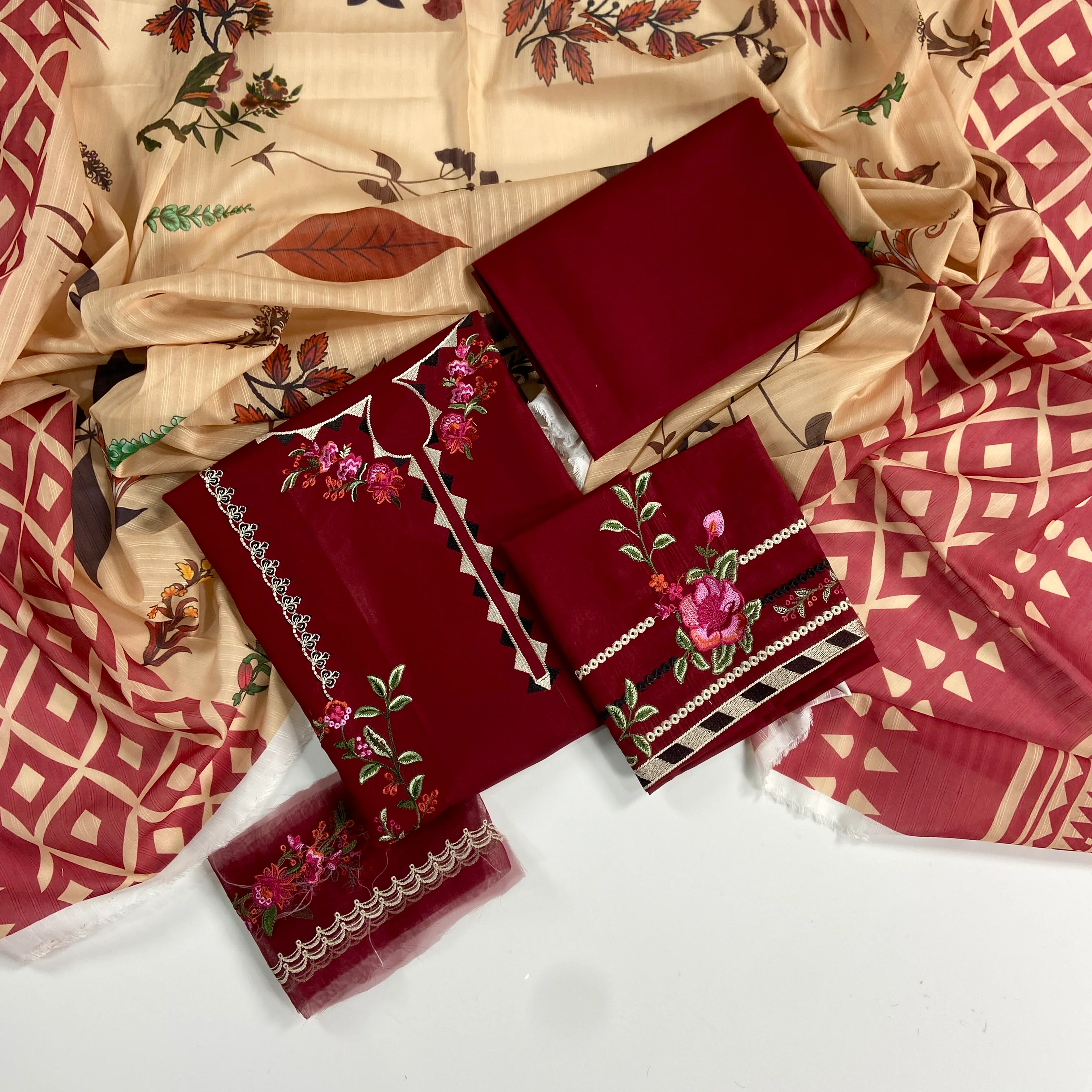 Charizma Embroidered Lawn 3PC - Image 3