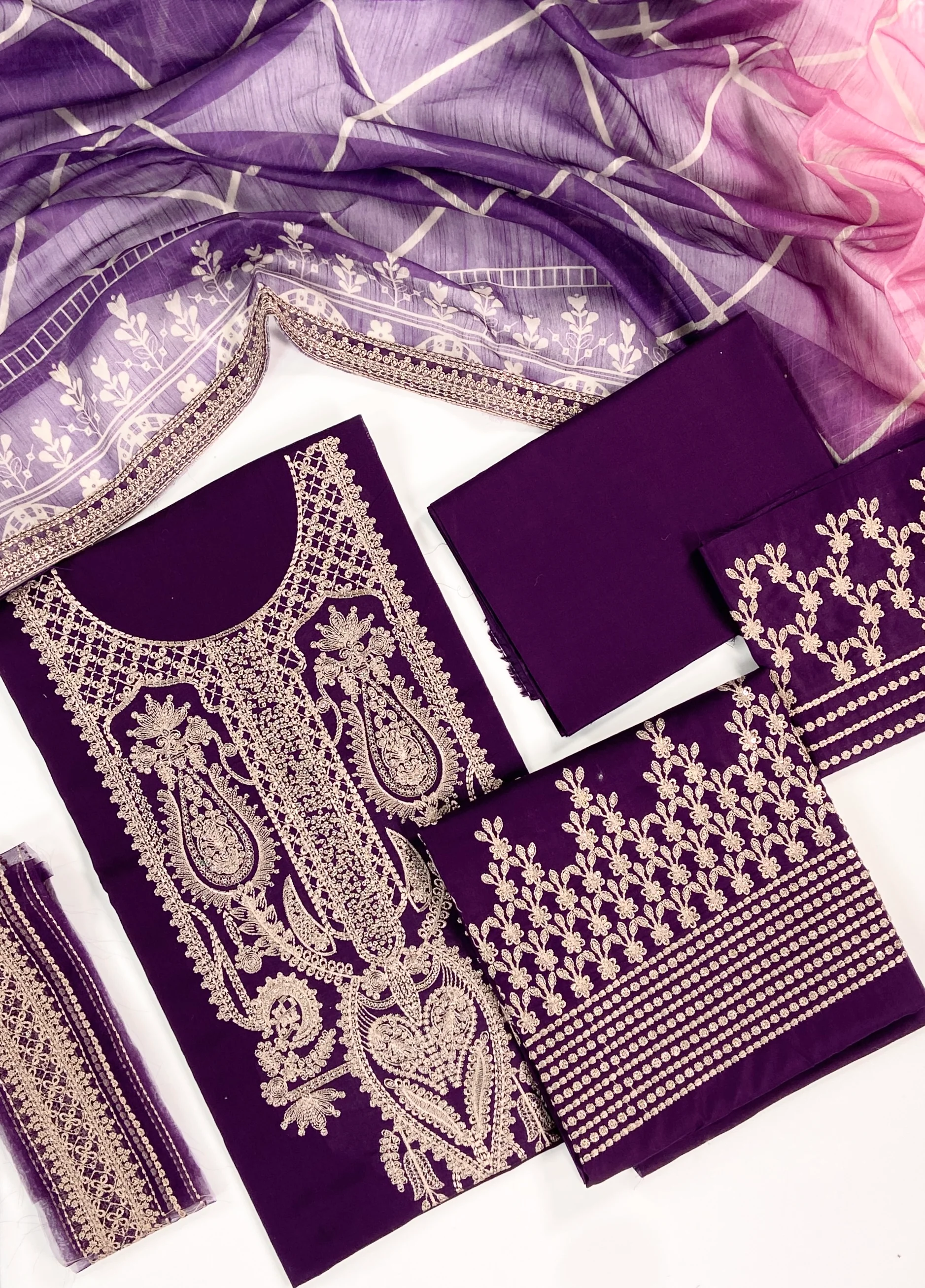 Jazmin Luxury Embroidered Lawn 3PC - Image 2
