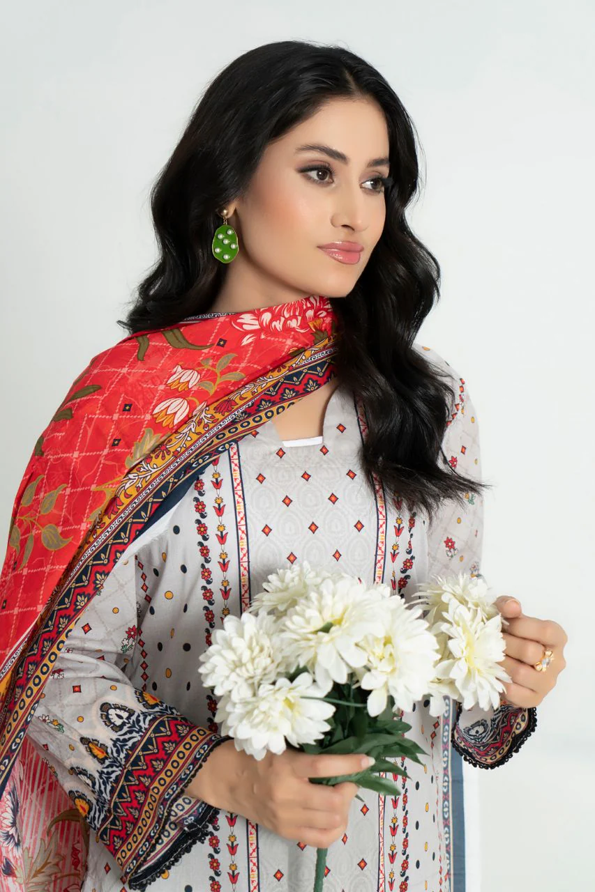 Junoon By Marooj Digital Printed Lawn 3PC - Image 3