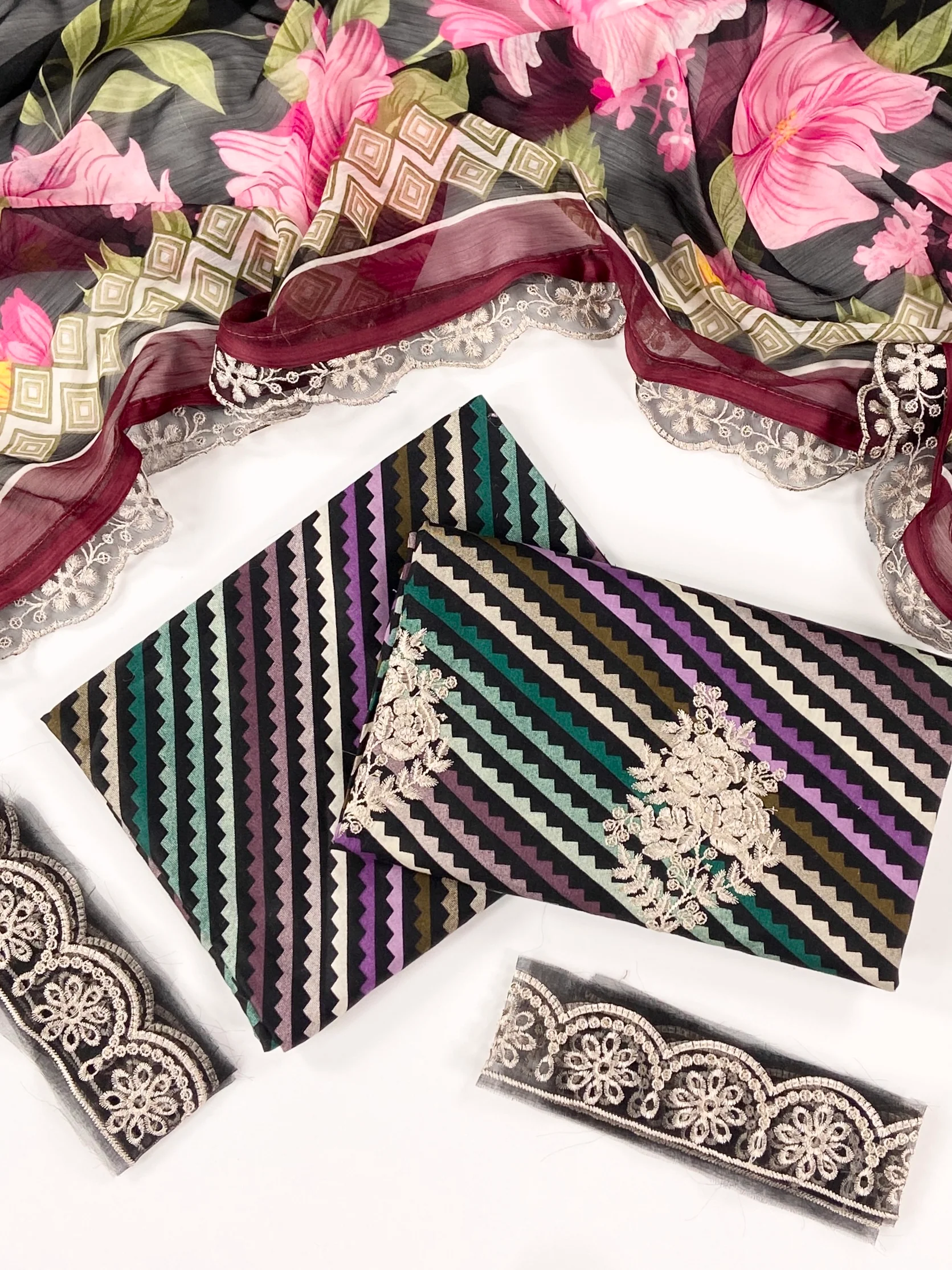 Maria B Embroiderd & Digital Printed Lawn 3PC - Image 3