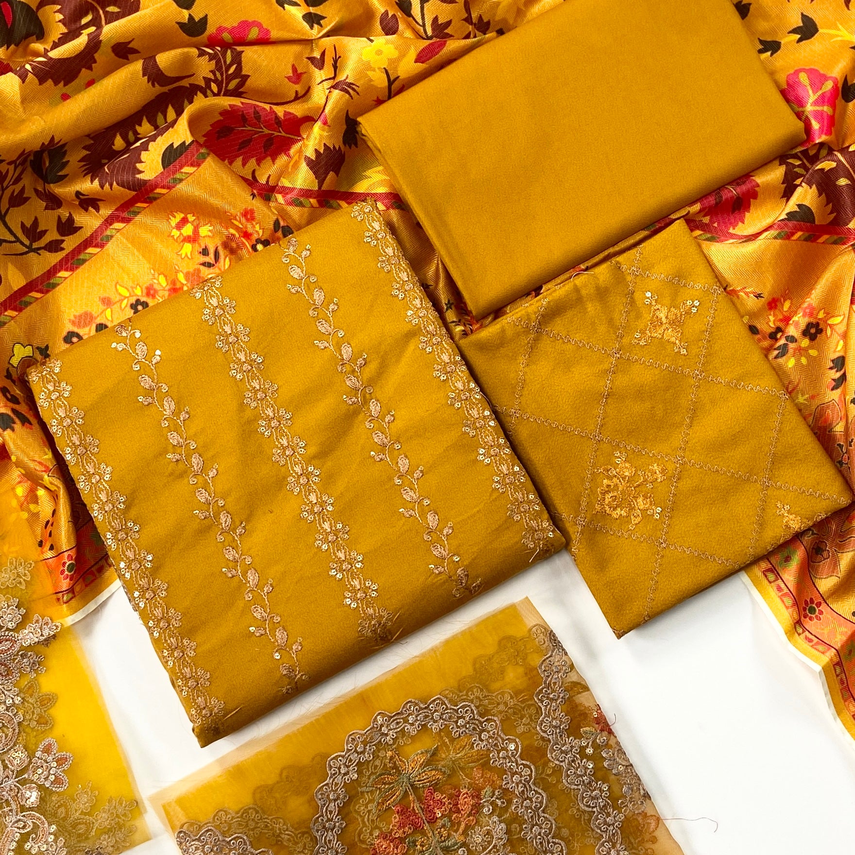 Maria B Luxury Emb Dhanak-3PC - Image 2