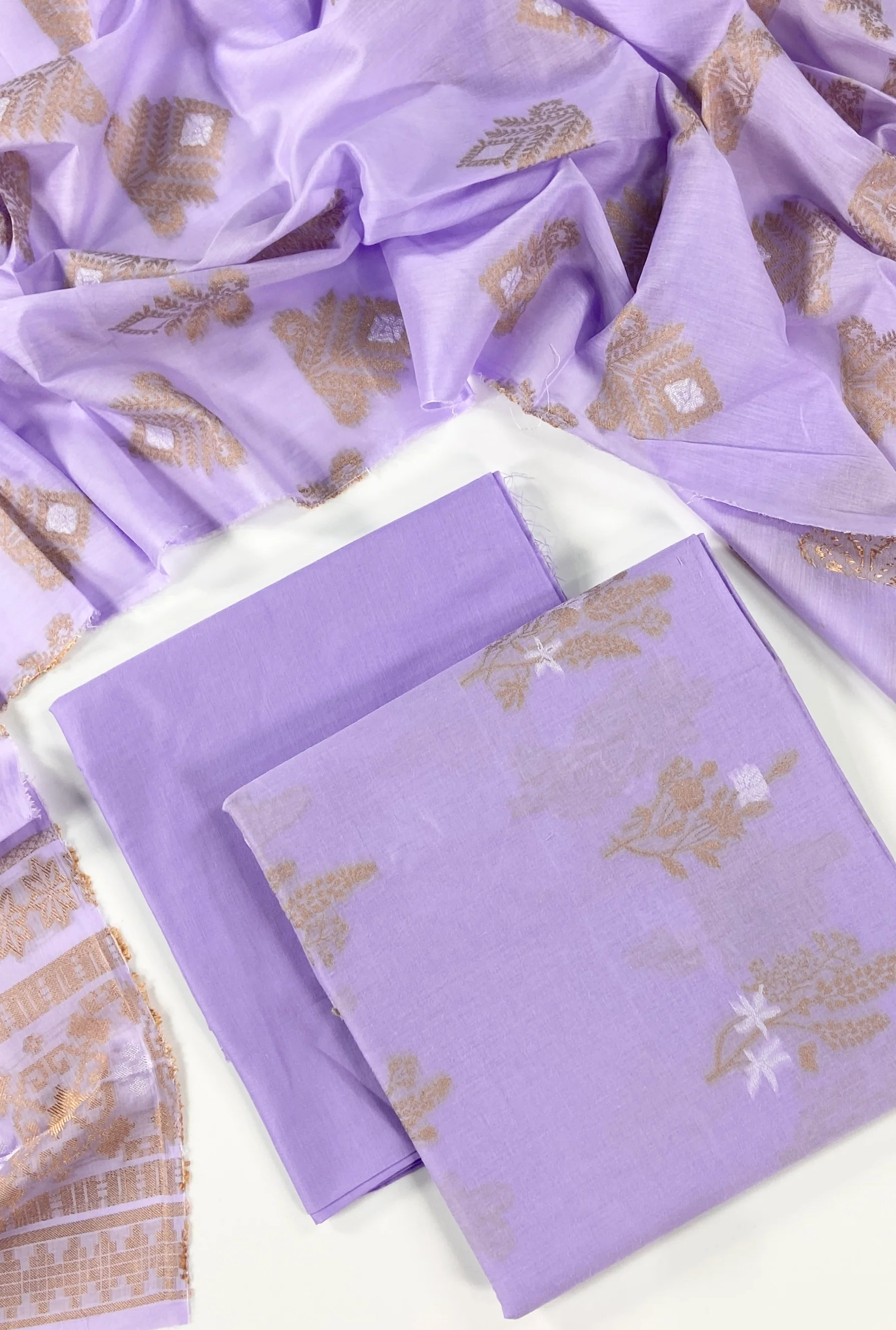 Maria B Premium Jacqaurd Lawn 3PC - Image 2