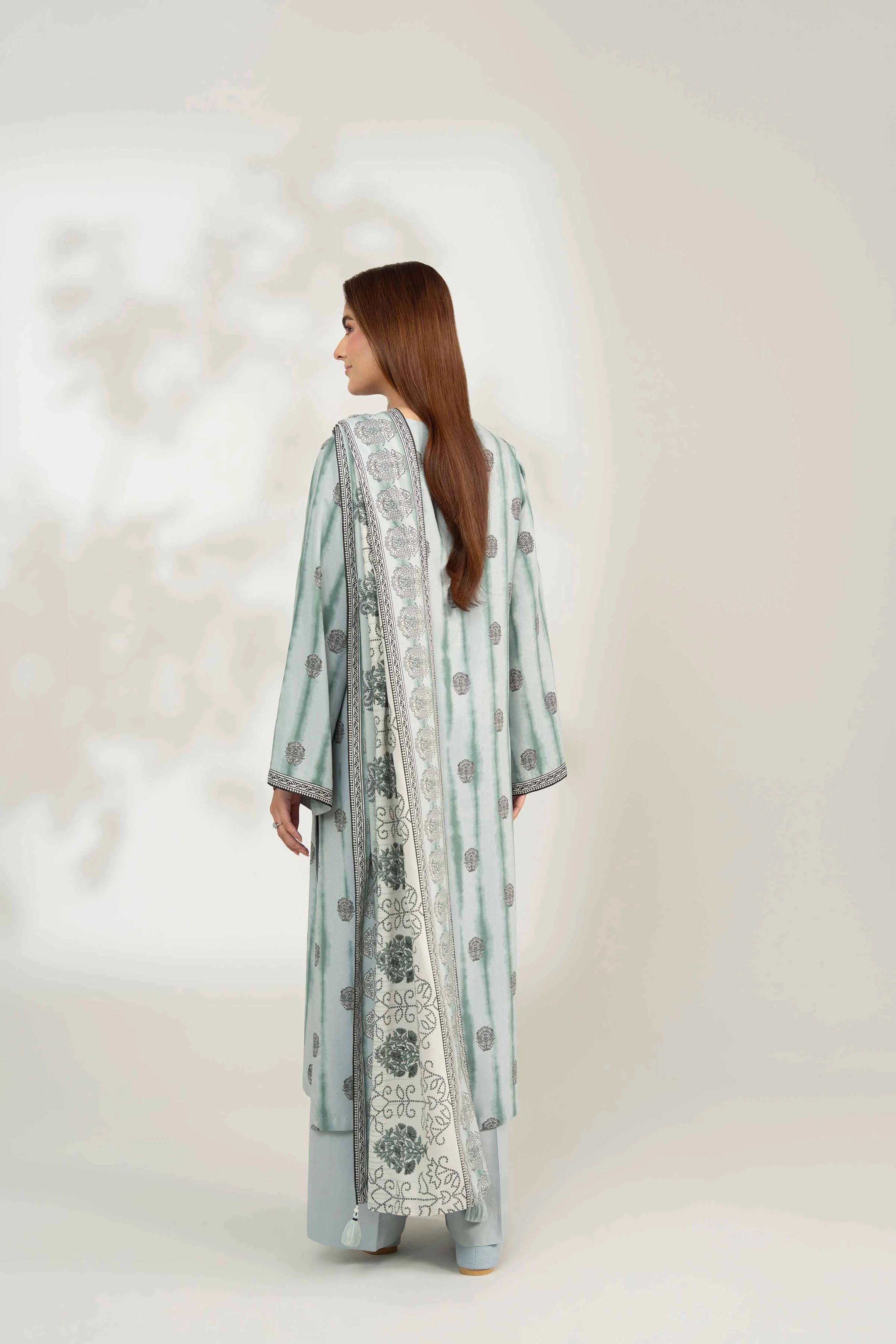 Nishat Digital Printed Lawn 3PC - Image 2