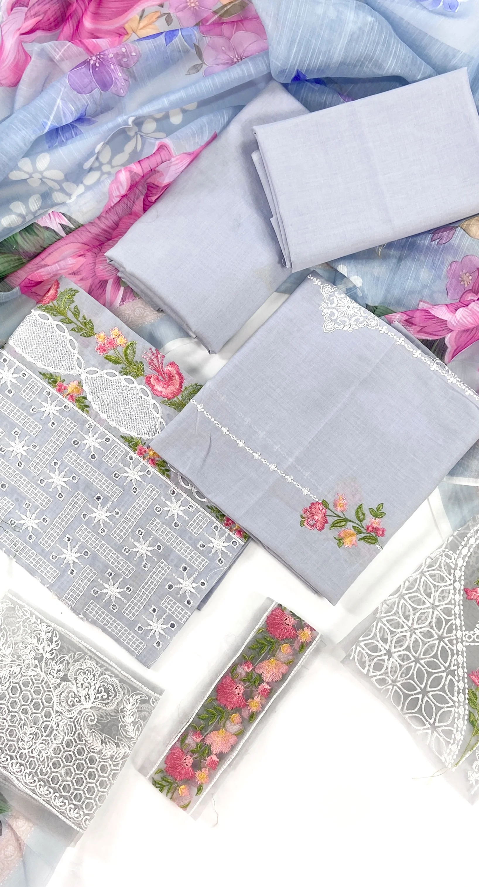 Parishay Plain Embroidered Lawn 3PC - Image 2