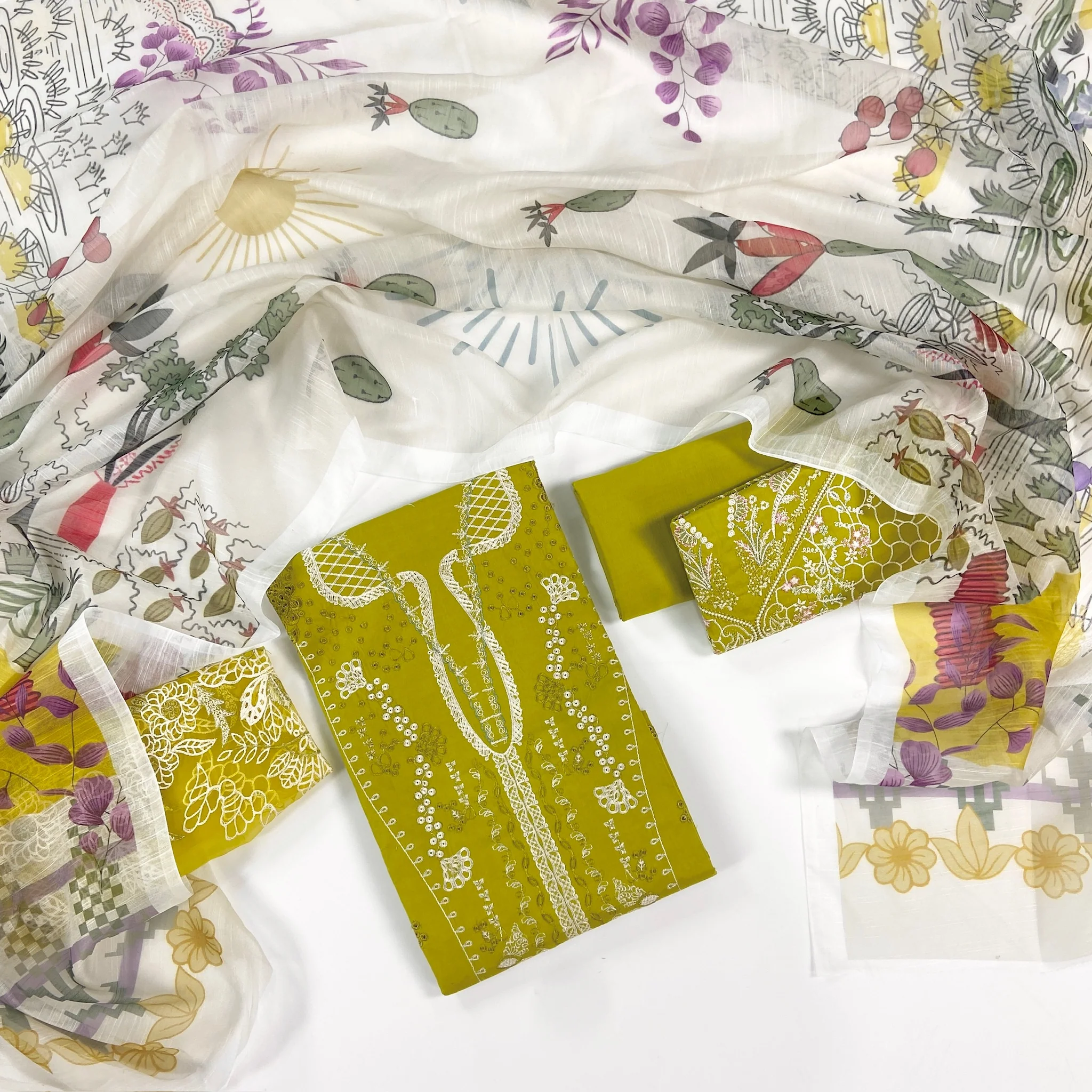 Qalamkar Luxury Embroidered Lawn 3PC - Image 2