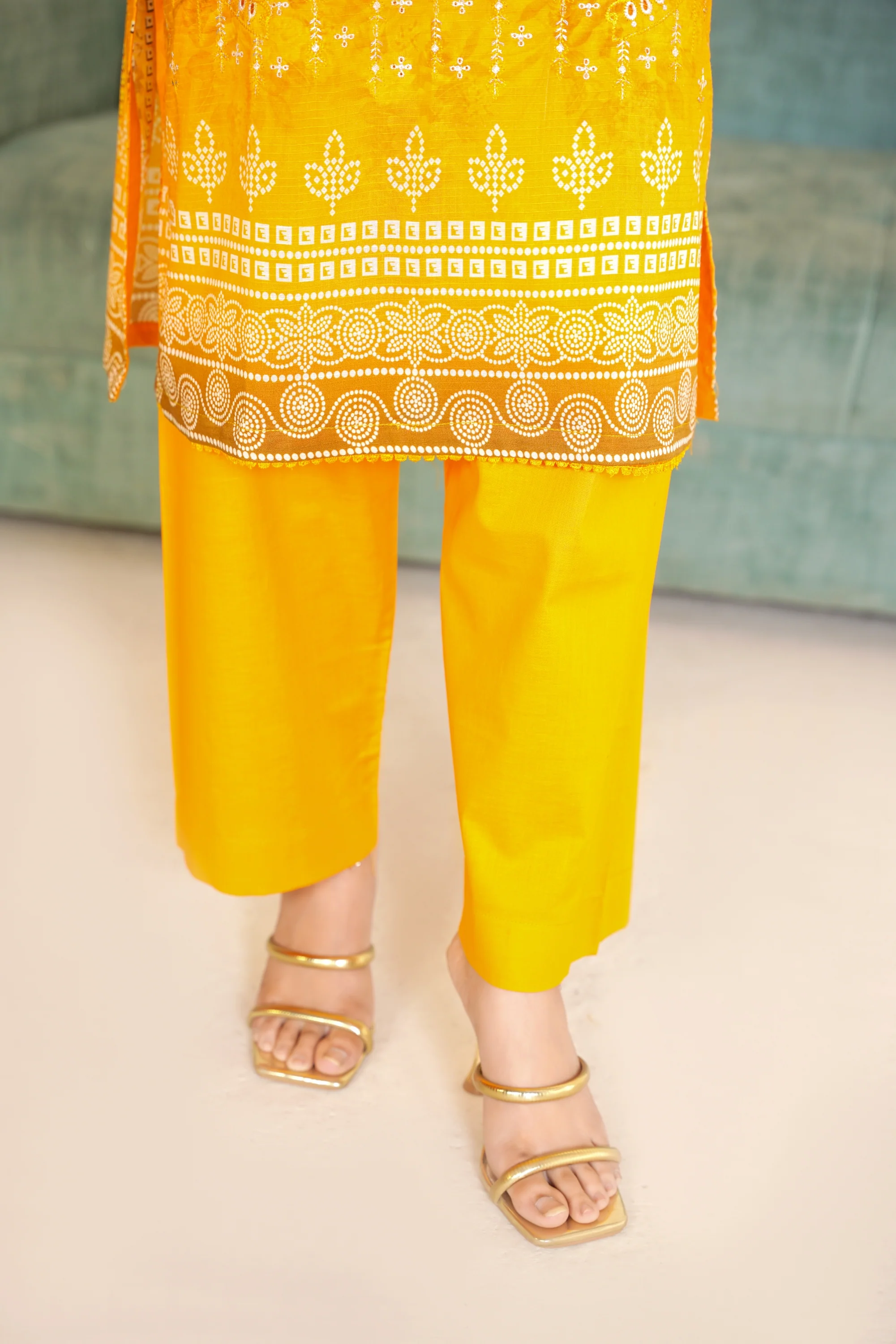 Rang Reza By Anaya Noor Embroidered Bana Dora 3PC - Image 8