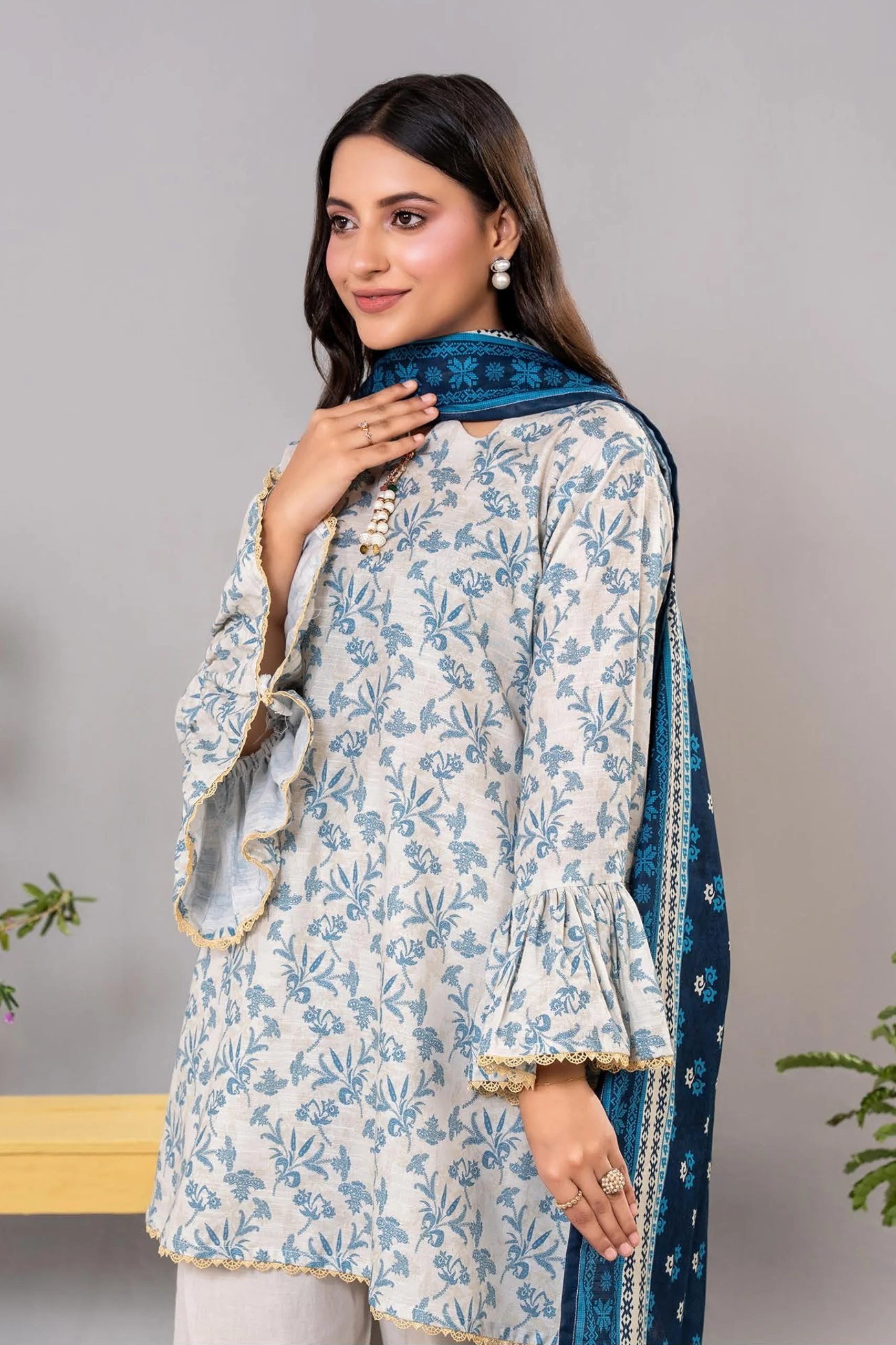 Sohaye By Diners Premium Khaddar 3PC - Image 2