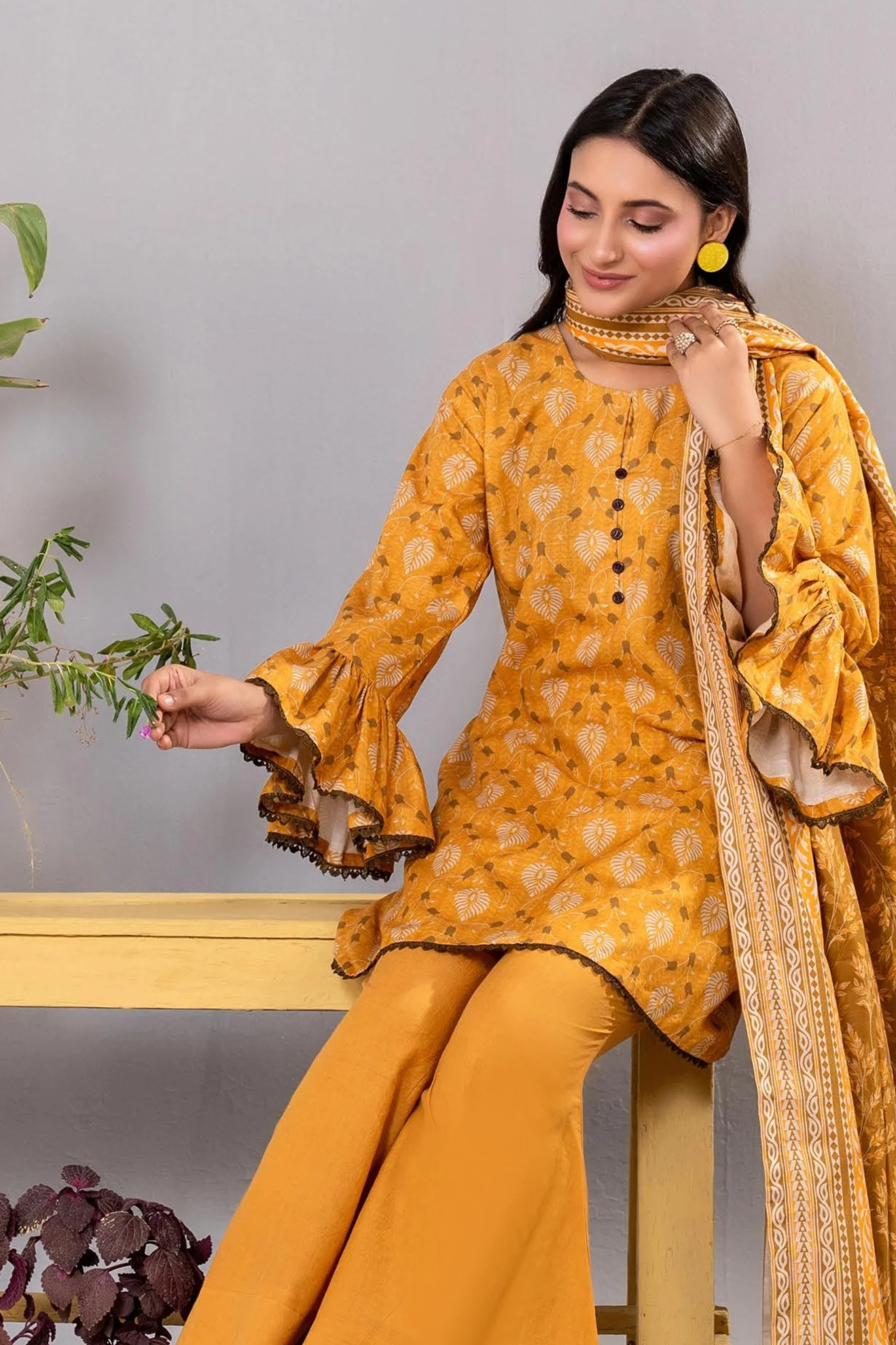 Sohaye By Diners Premium Khaddar 3PC - Image 2