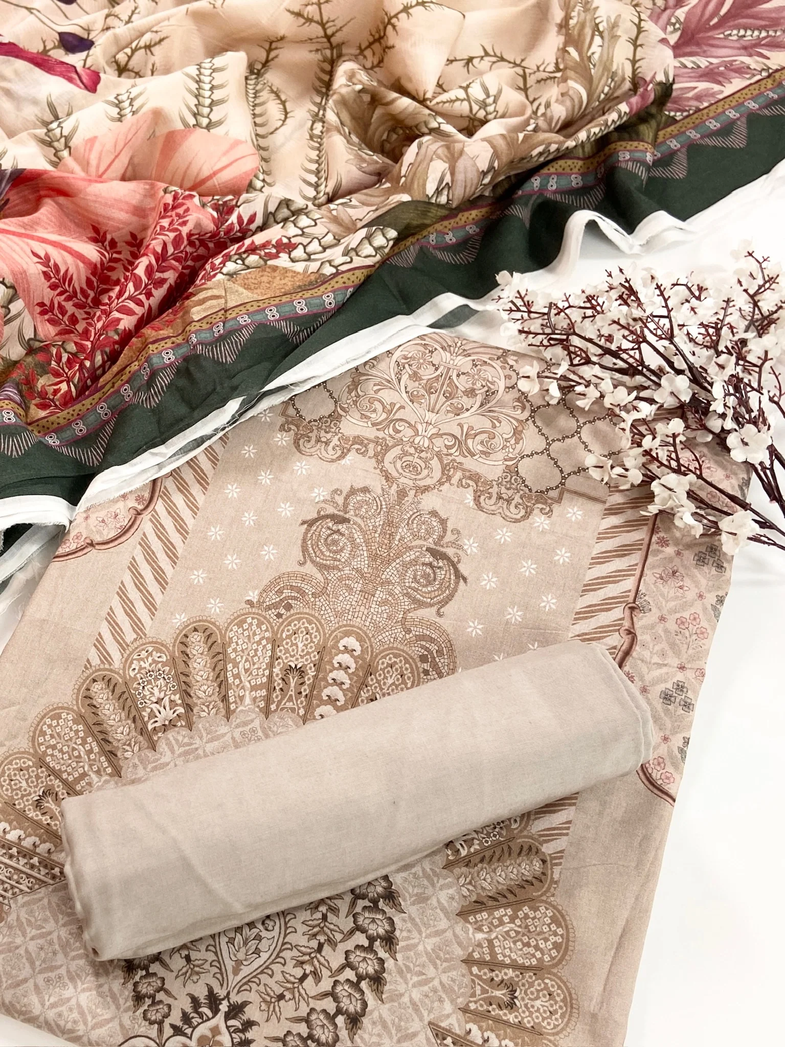 Sule By Zara Shahjahan Digital Printed Lawn 3PC - Image 3